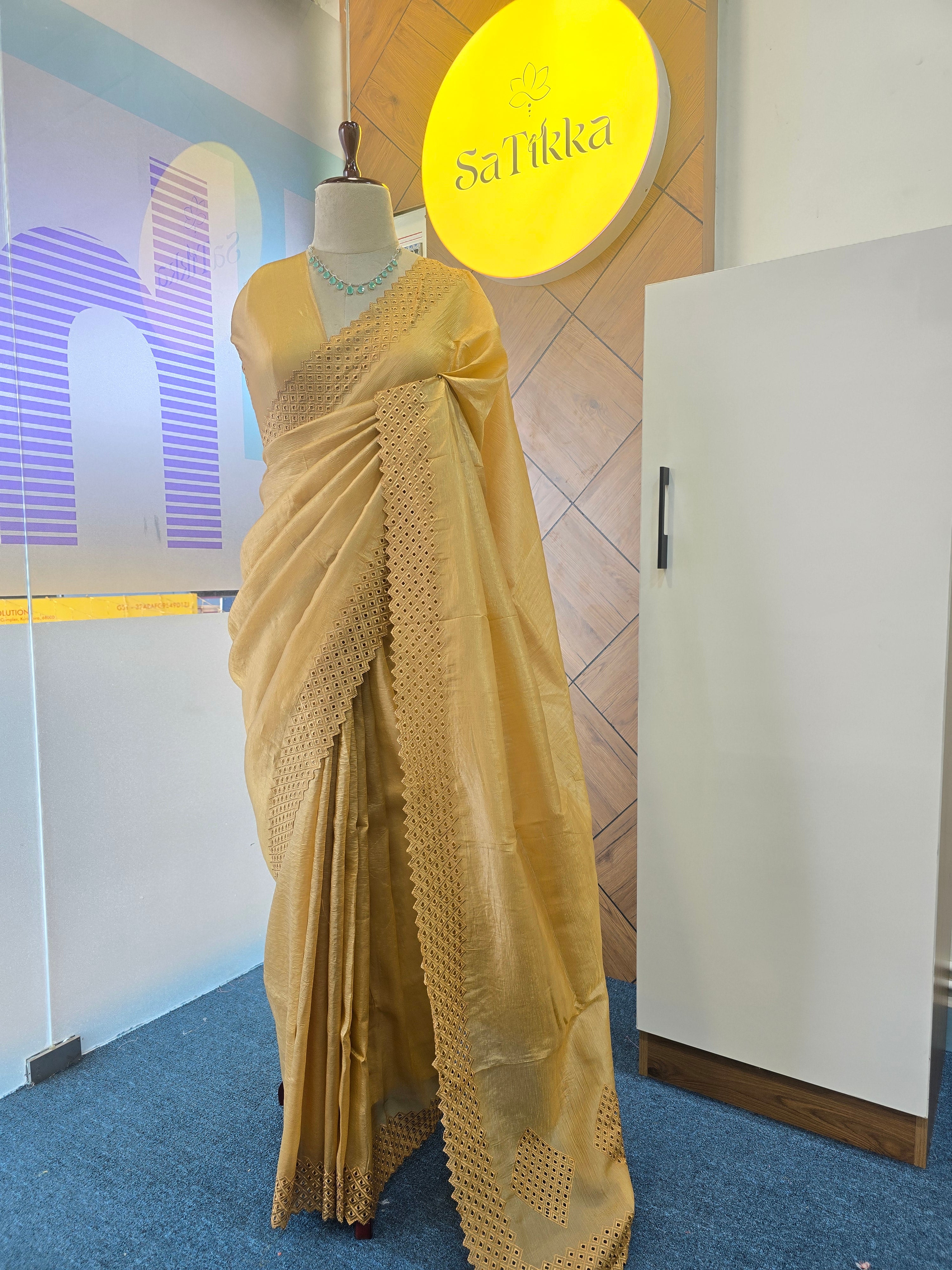 CRUSHED ORGANZA SAREE