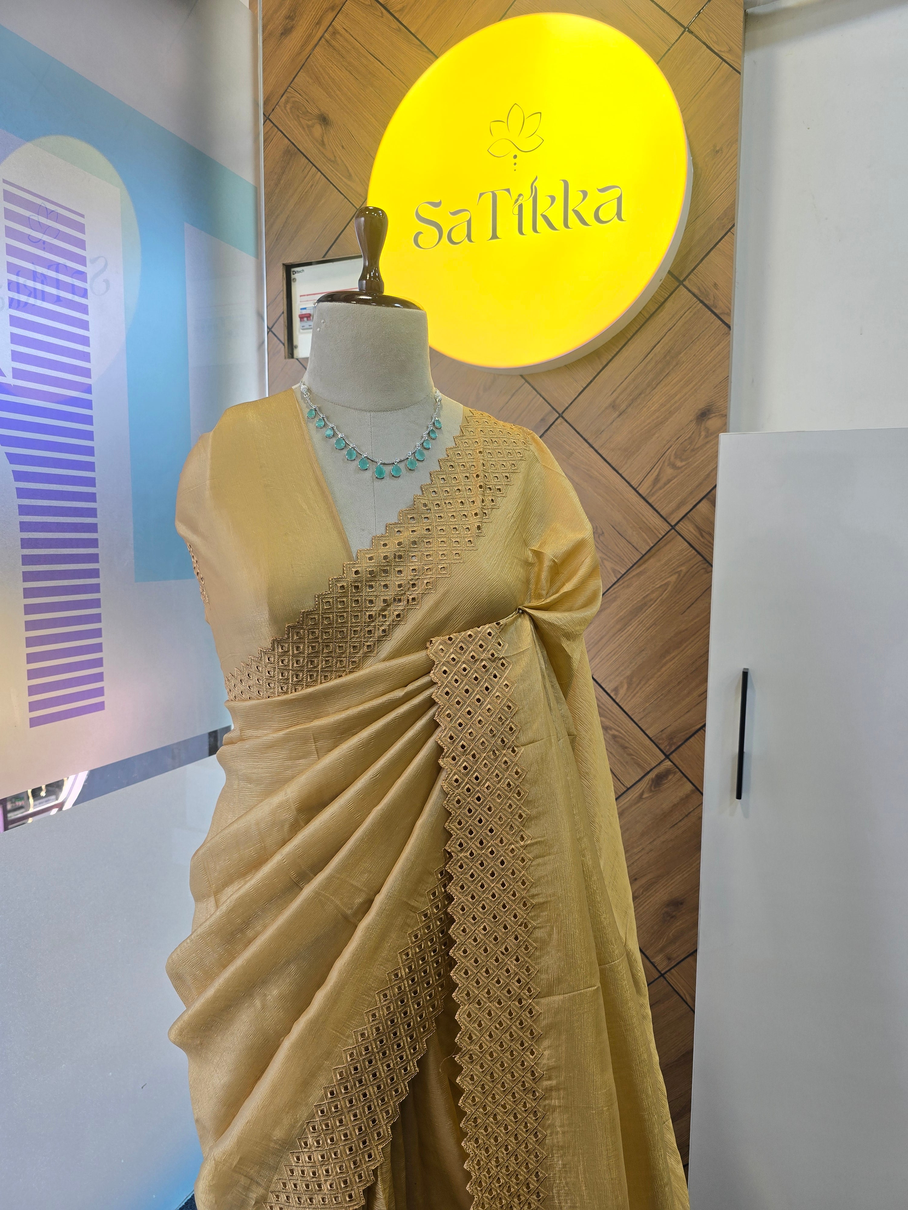 CRUSHED ORGANZA SAREE