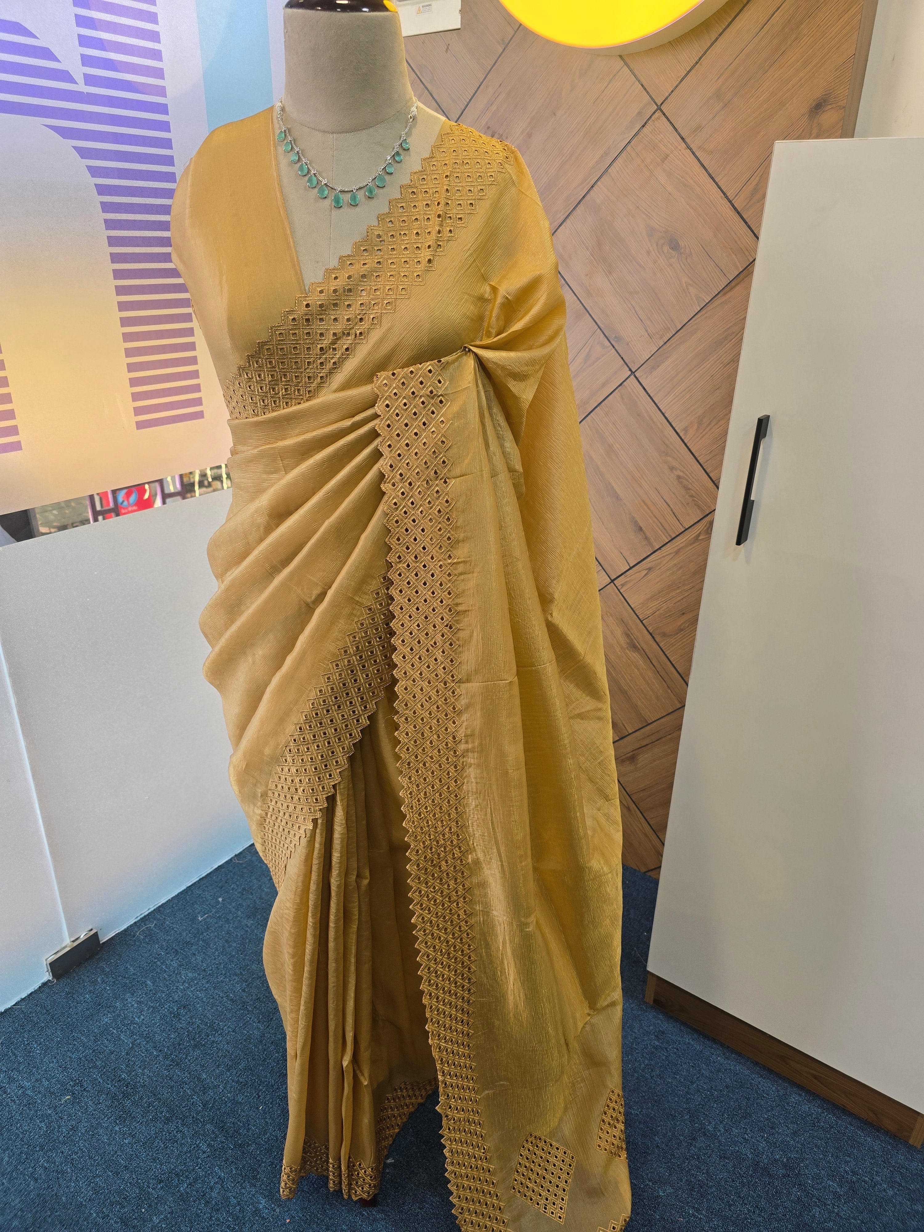 CRUSHED ORGANZA SAREE