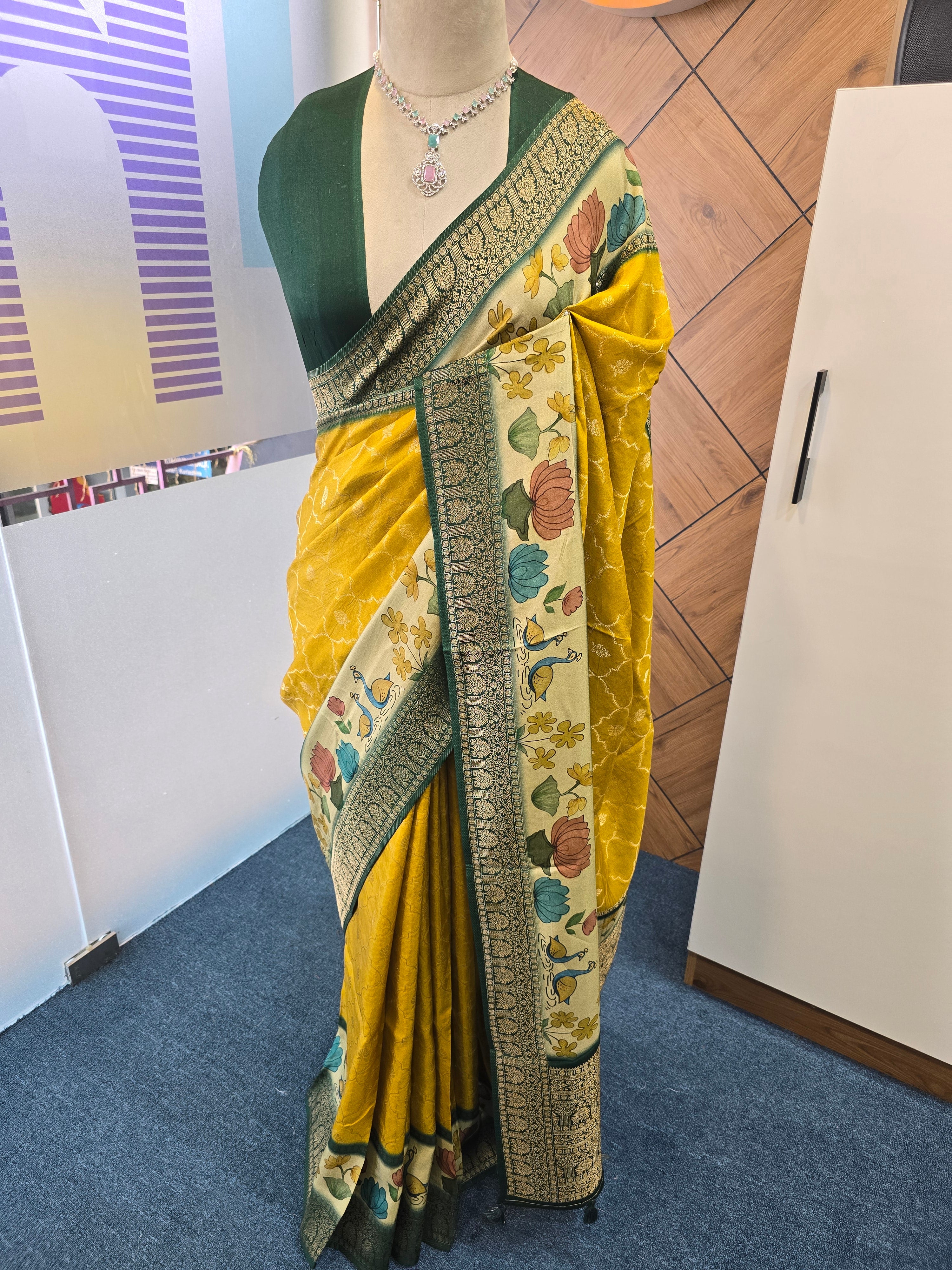 GIRAFF SILK SAREE