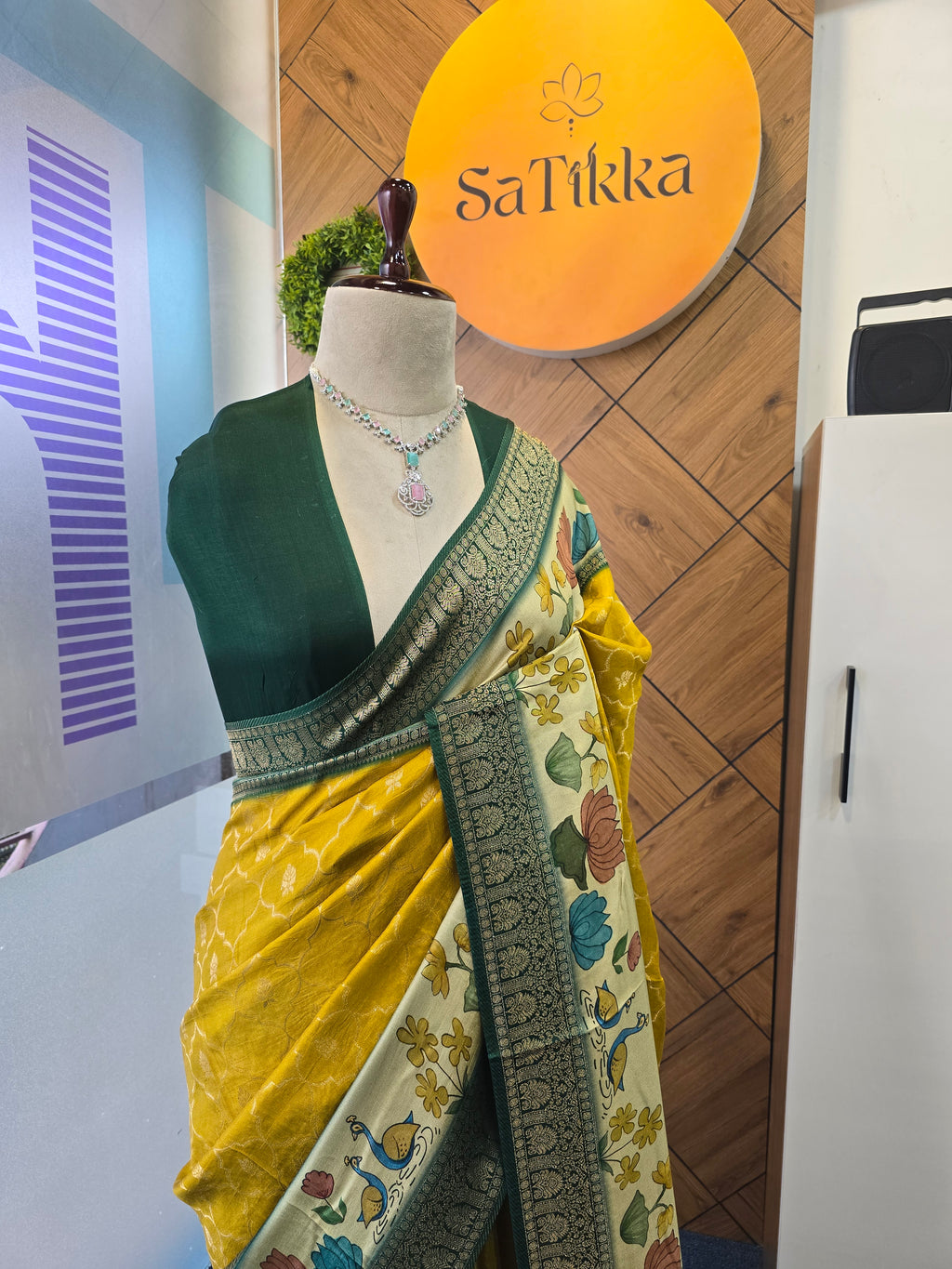 GIRAFF SILK SAREE