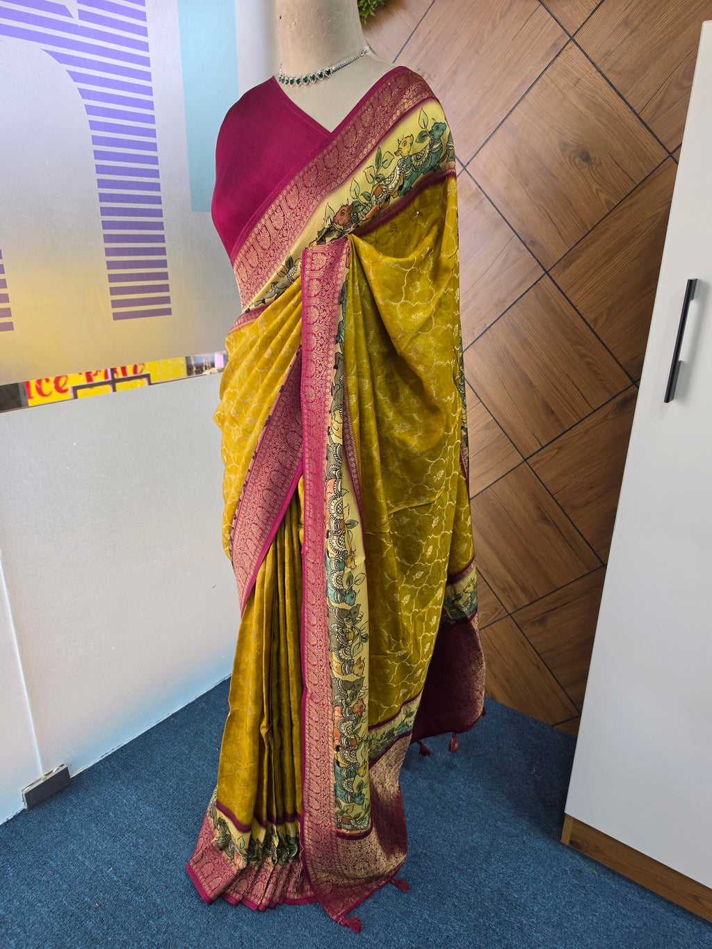 GIRAFF SILK SAREE