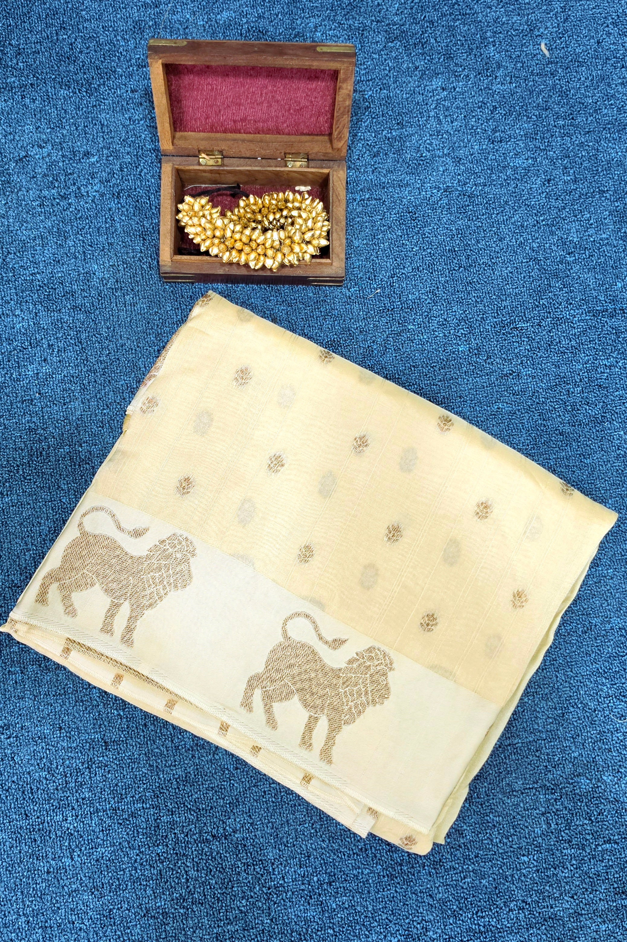 BLENDED TUSSER SILK SAREE